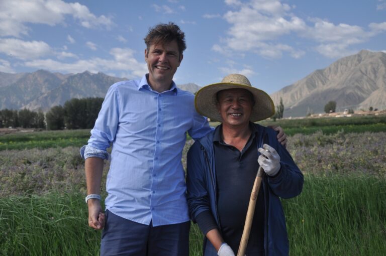 organic-farmer-asia