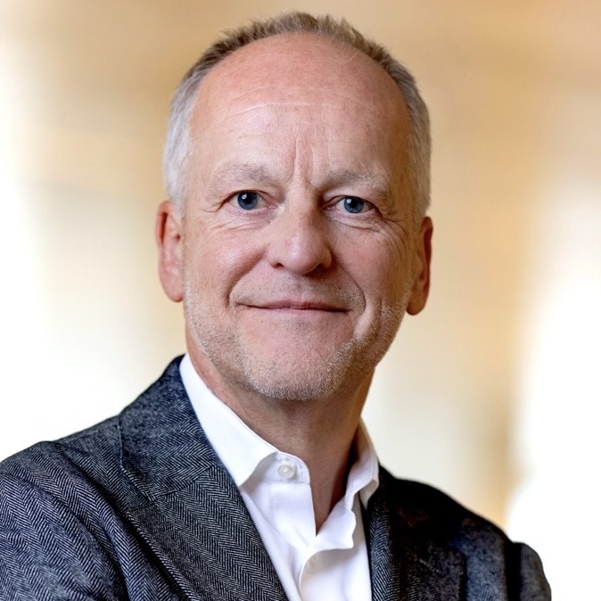 Uwe Schröder, Managing Director